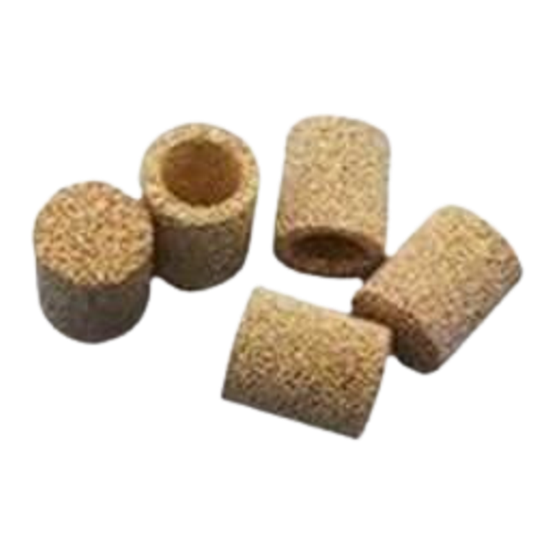 Single-code L155E421000 supplier illustration. The elements have no readable markings; the photograph cannot establish a filtration rating or the identity of an actual delivered lot.